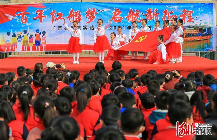 经济日报:红利策略为何逆势上涨 是否可持续?